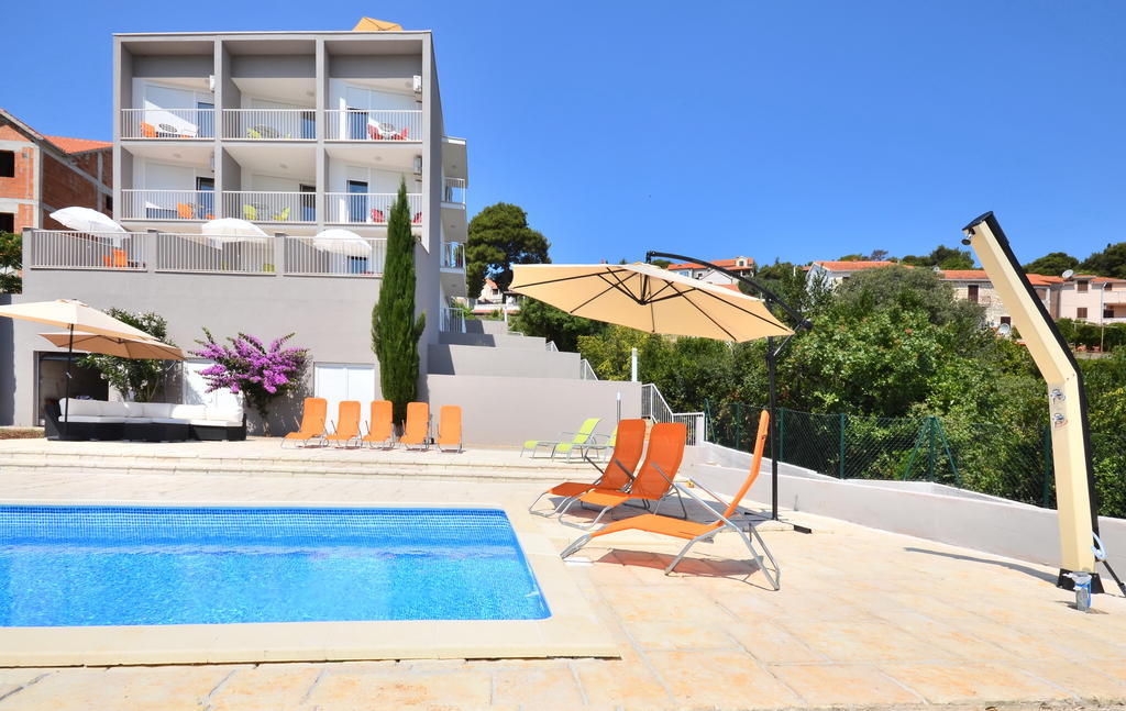 Bretia Apartments Сутиван Экстерьер фото